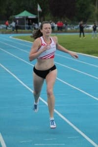 IC_dames_Stephanie Stephanie Herssens na blessure toch nog aan de start