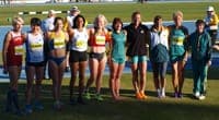 Perth_16_10_27_Hss_Hilde-(25) Hilde centraal tussen haar medespringsters; links van haar het podiumtrio.