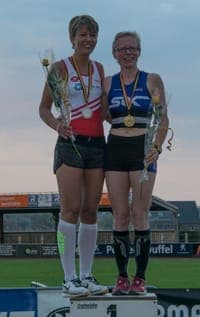 Wouters-BK-10K Liesbeth Wouters met zilver op het W35-podium. (Foto:Dirk GALLE)