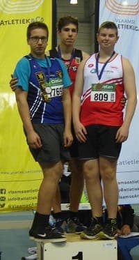 kvv_indoor_jeugd_arne Arne met brons in het kogelstoten