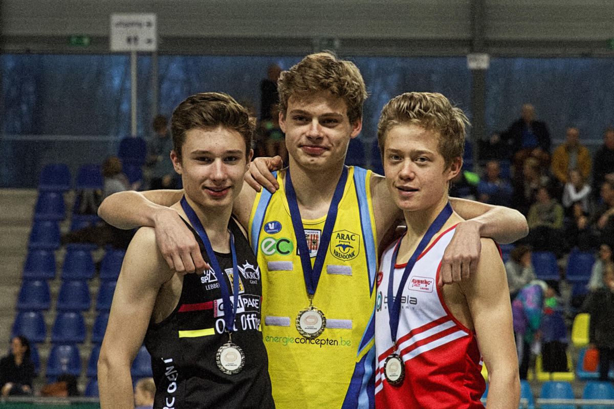 Jonathan Keirse op podium 800m jongens
Jonathan Keirse op podium 800m jongens