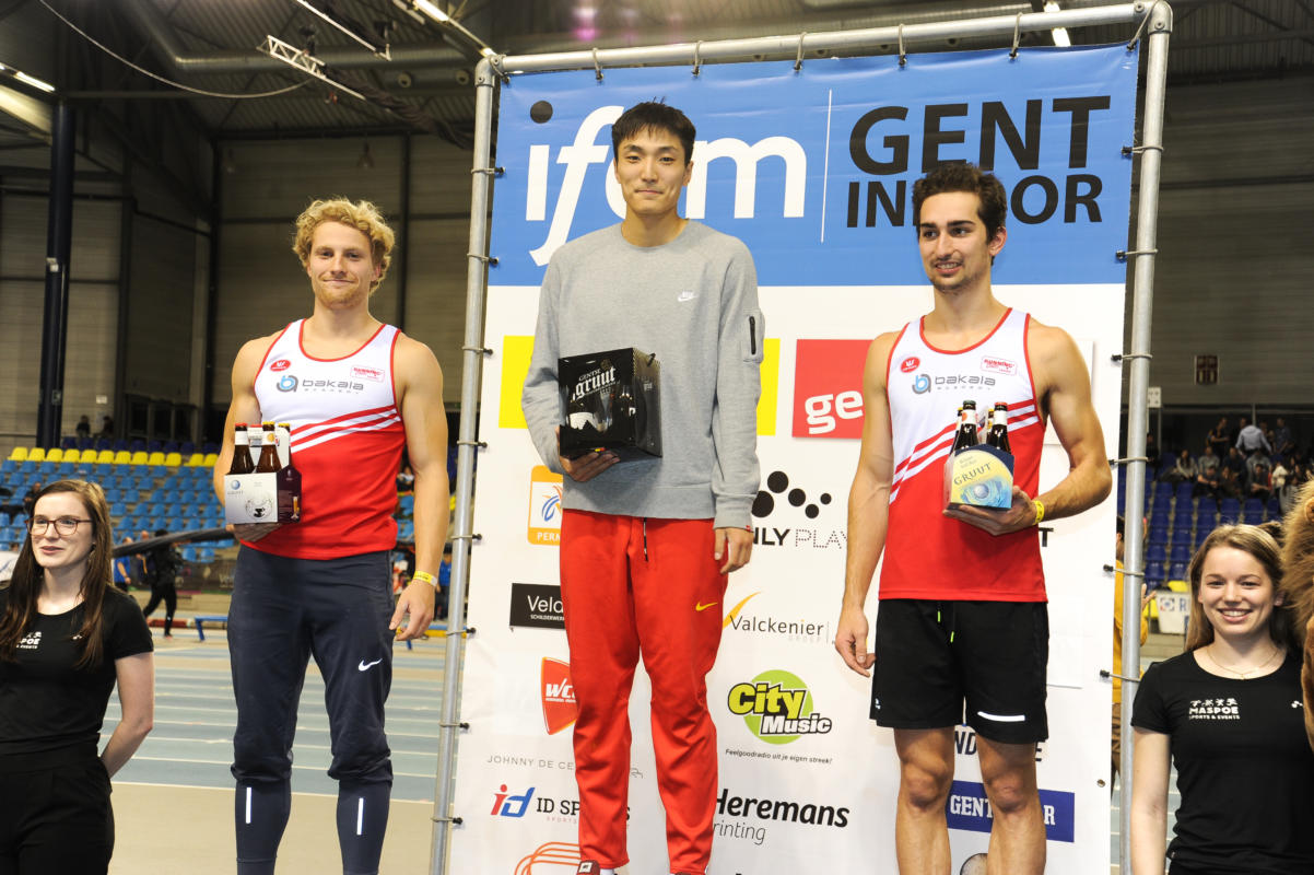 Podium polsstokspringen Podium polsstokspringen