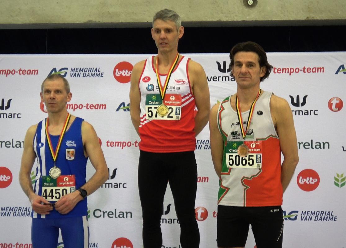 Mark Neefs op het podium Mark Neefs op het podium