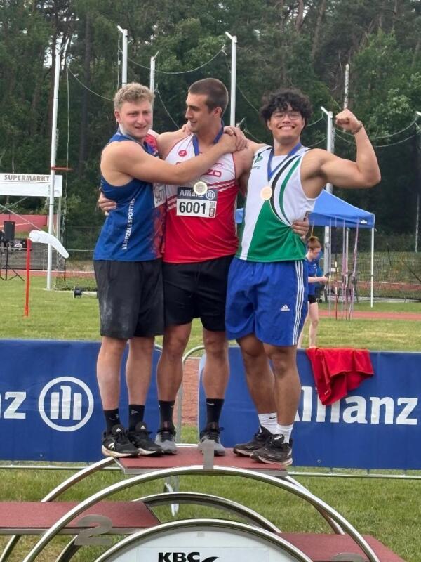 Kwinten Cools, best of the strong guys. Kwinten Cools, best of the strong guys.