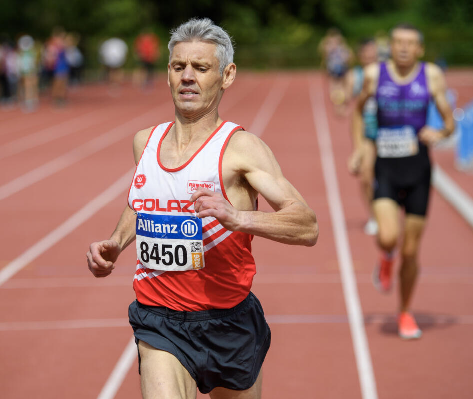 Marc Neefs op routine naar de 800m-titel. Foto: Johnny DE CEULAERDE. Marc Neefs op routine naar de 800m-titel. Foto: Johnny DE CEULAERDE.